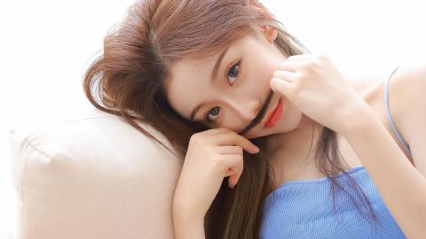 上海医生飞机上协助急救心脏骤停乘客